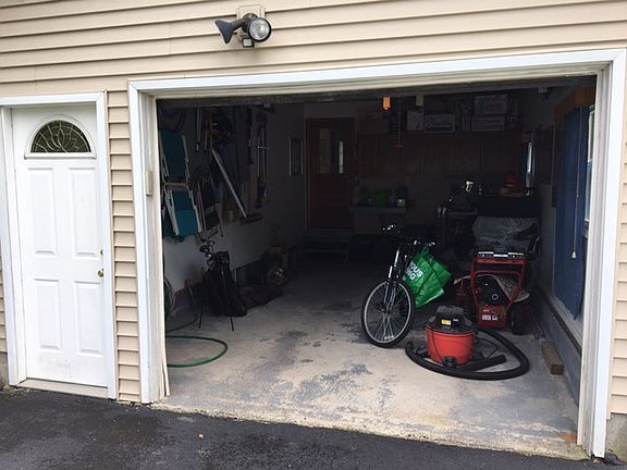 5th image of 405 Beechwood Ave