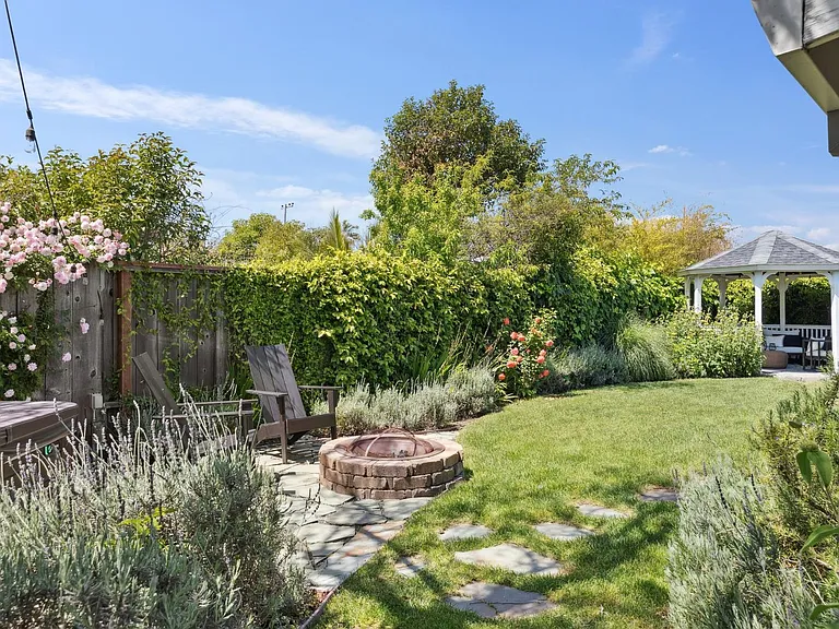 53 Labrea Way — Photo 6