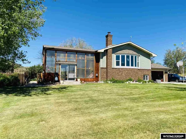 41 Red Rock Dr, Douglas, WY 82633