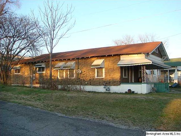 2nd image of 2300 26th Ave N