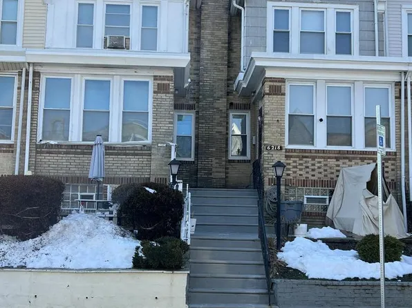 6216 N 17th St, Philadelphia, PA 19141