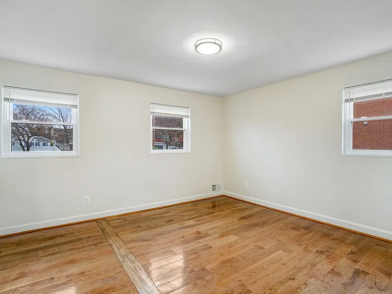 3113 S Fox St — Photo 16