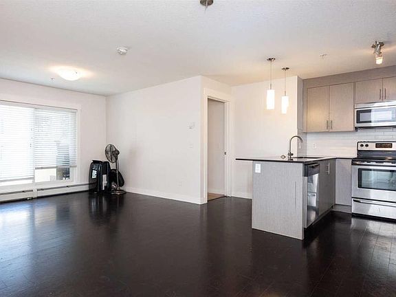 3rd image of 240 E Skyview Ranch Rd NE #2203