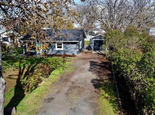 537 9th St, Clarkston, WA 99403