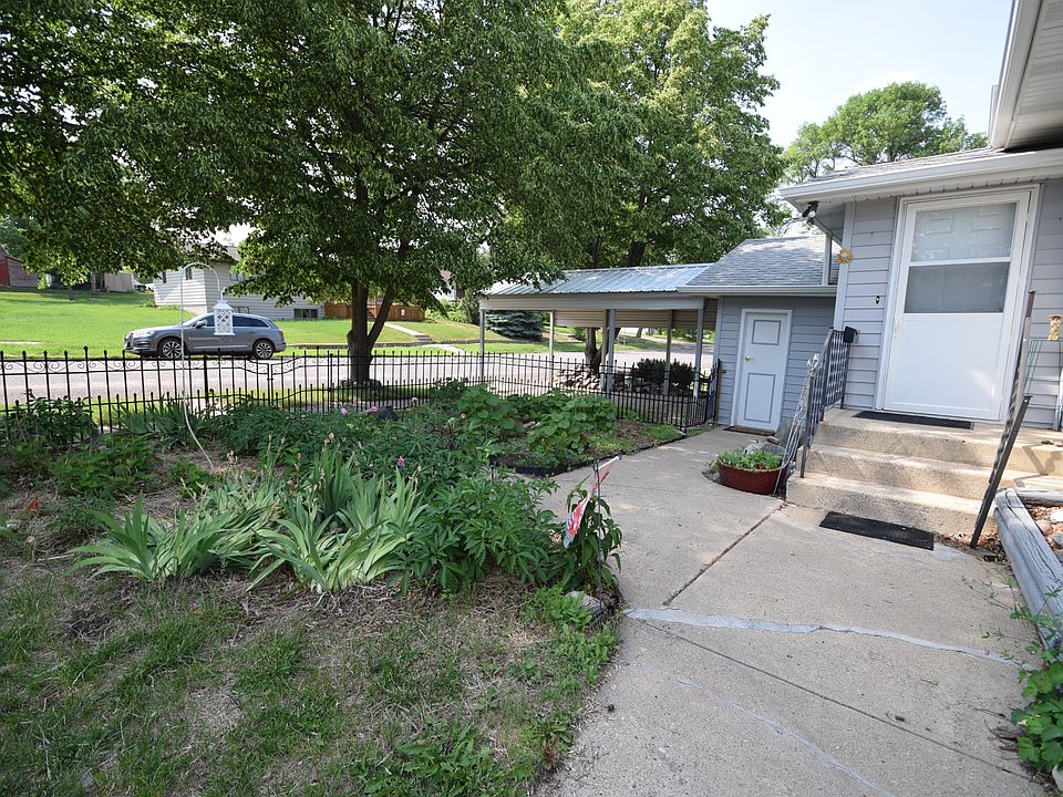 211 3rd Ave W, Sisseton, SD 57262 MLS 11182117 Zillow