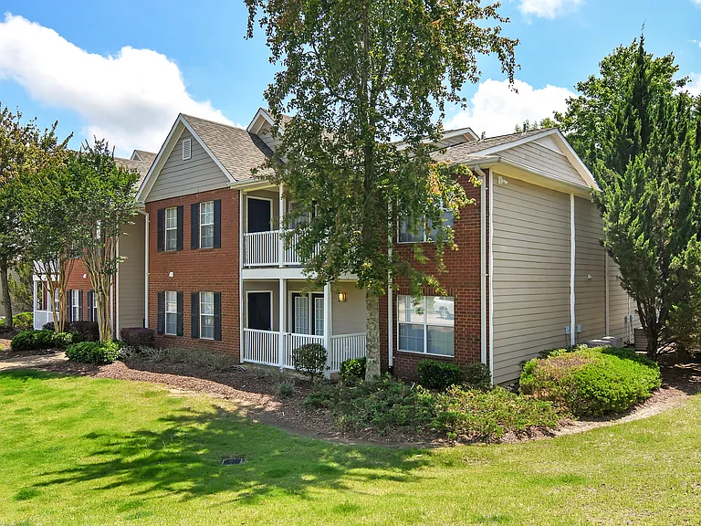 Bridgewater Apartment Homes — Photo 19