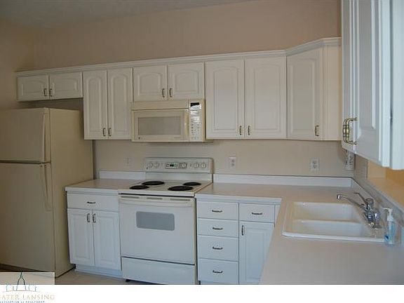 4th image of 1411 E Weatherhill Ct #10