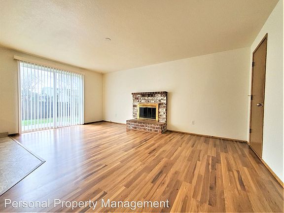 3rd image of 14803 NE 33rd St