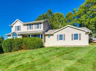 2662 Mount Eaton Rd, Orrville, OH 44667