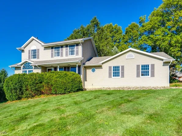 2662 Mount Eaton Rd, Orrville, OH 44667