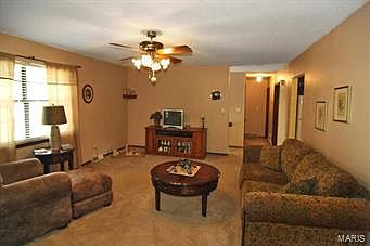 3rd image of 3026 Wisteria St