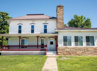 720 Water St, New Hartford, IA 50660