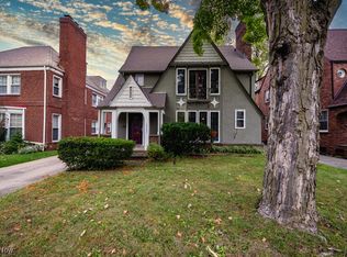 18405 Newell Rd, Shaker Heights, OH 44122