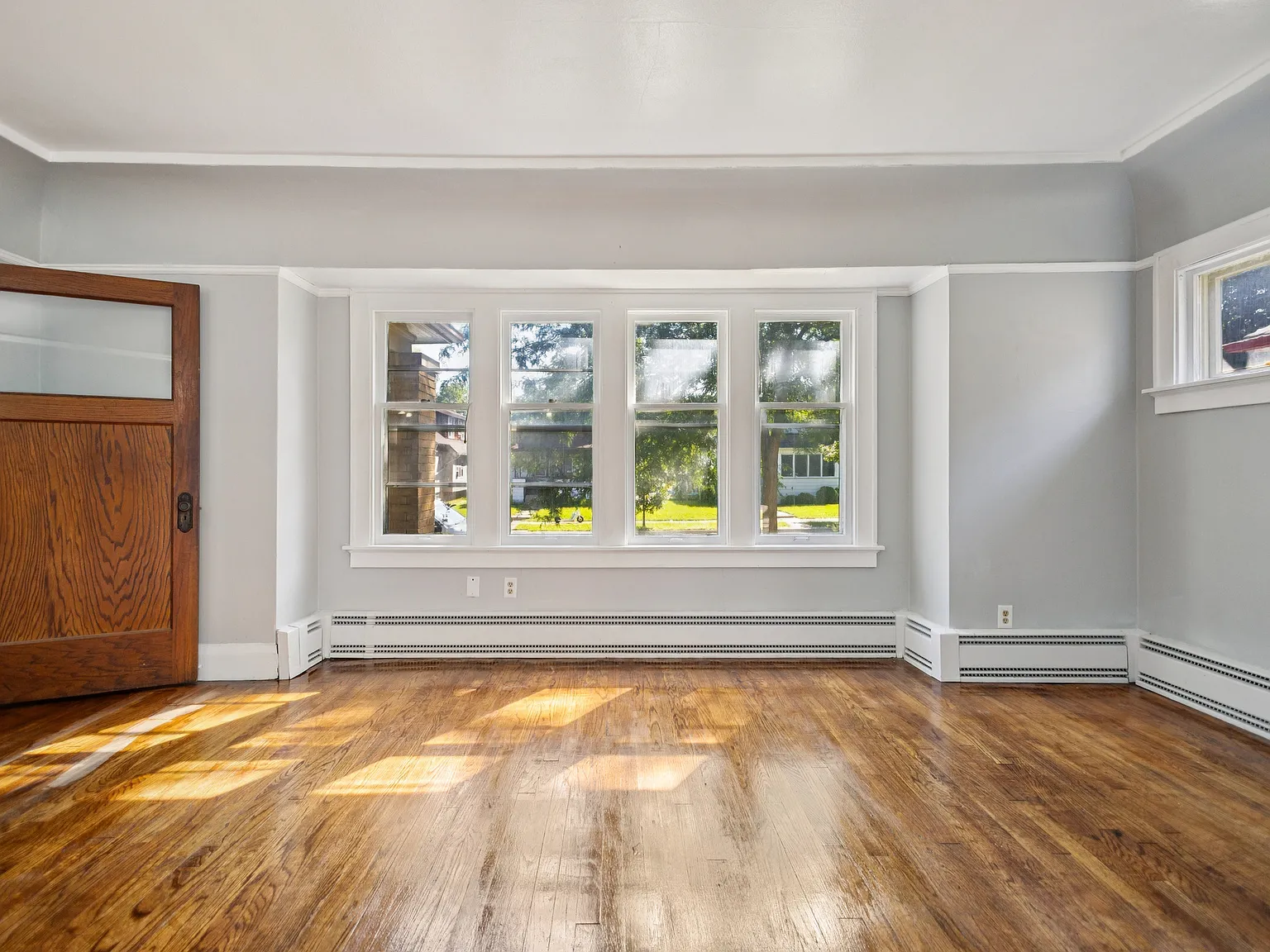 2 bed, 1150 sqft, $1,300 — Photo 4