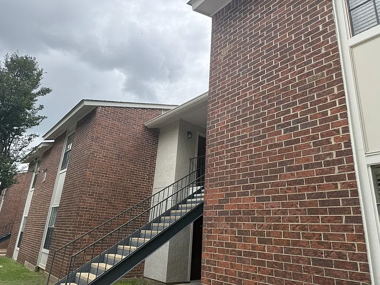 Southwood Village — Photo 11