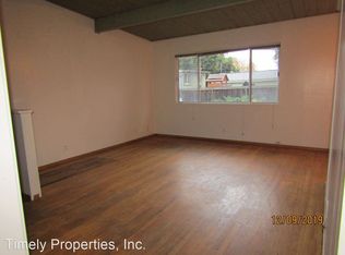 1218 Glenn St, Santa Rosa, CA 95401