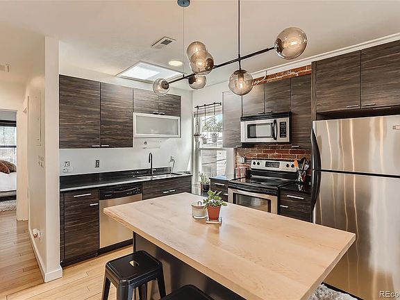 4th image of 2306 Glenarm Pl Unit 208