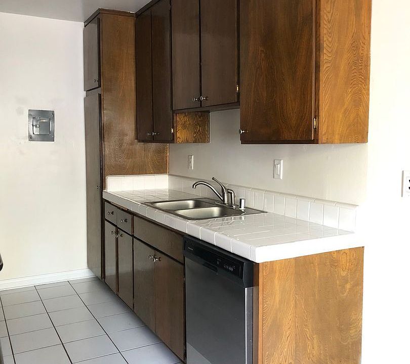 1st image of 12618 Mitchell Ave #18-6