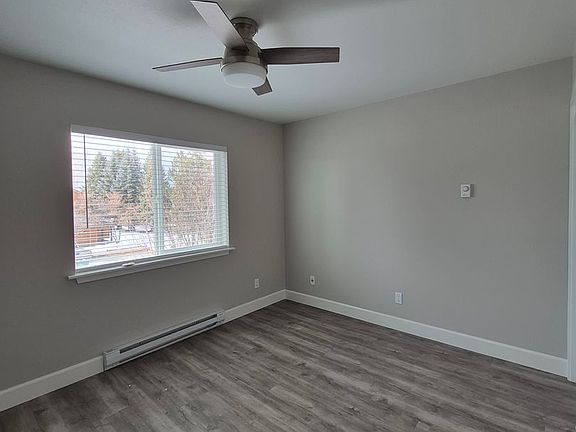 2nd image of 302 Talisman Dr Unit 23