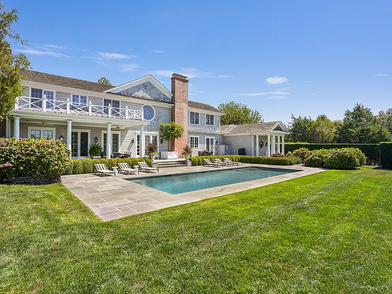 10 Horse Meadow Ln — Photo 19