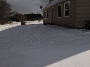 78 Whispering Pines Rd, Stillwater, PA 17878