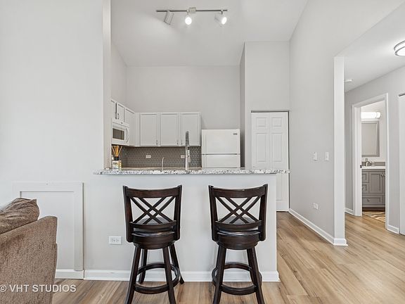 5th image of 1525 Silverstone Dr #1525