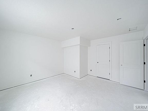 5th image of 1631 Palm Springs Dr