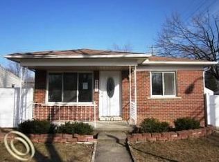 5908 Whitefield St, Dearborn Heights, MI