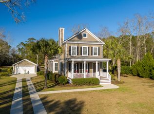 5358 Peerless Dr, Wadmalaw Island, SC 29487