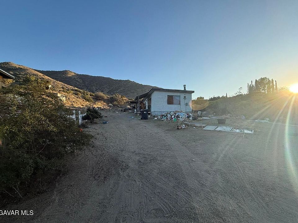 2nd image of 33452 Angeles Forest Hwy