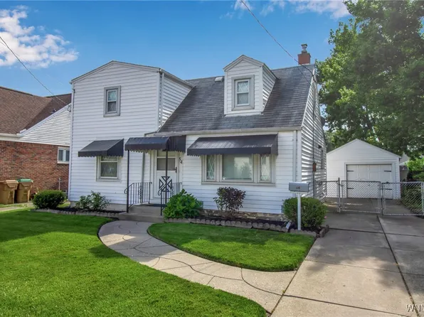 54 Arthur St, Cheektowaga, NY 14225