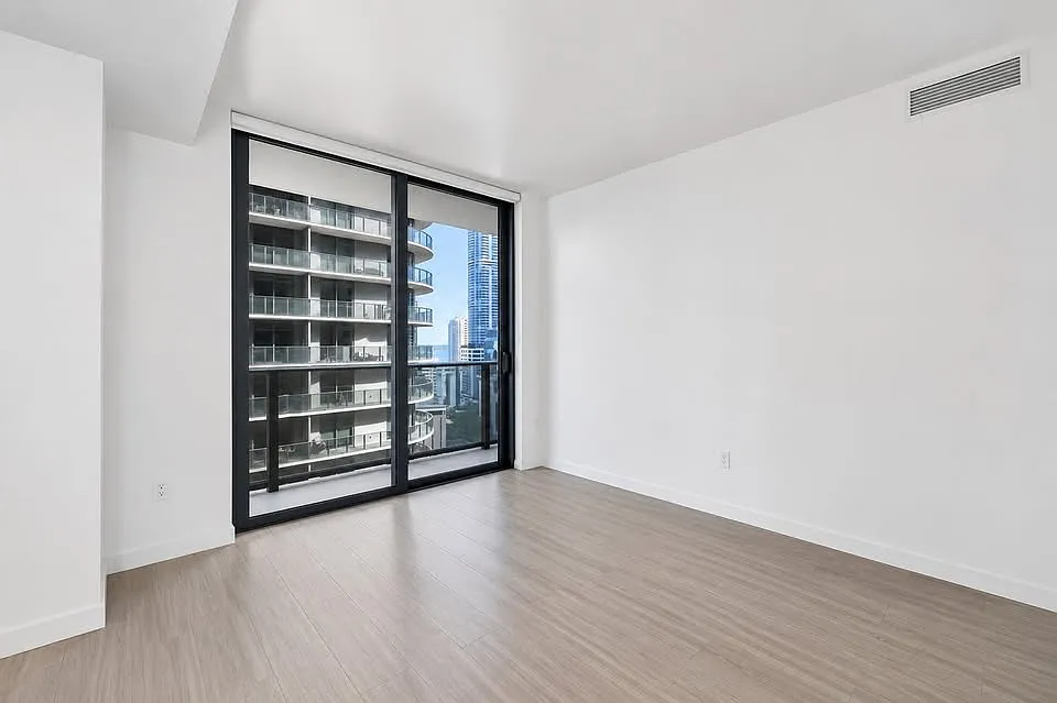 1 bed, 609 sqft, $3,200 — Photo 3