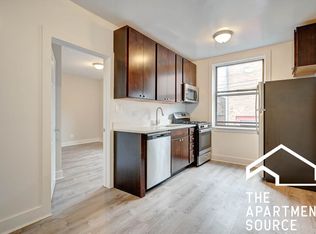 2340 N Spaulding Ave #1B, Chicago, IL 60647