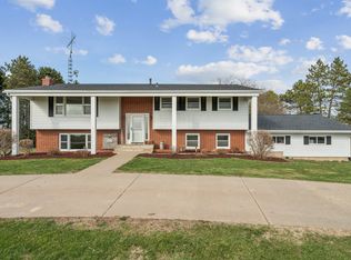 7976 County Road D N, Platteville, WI 53818
