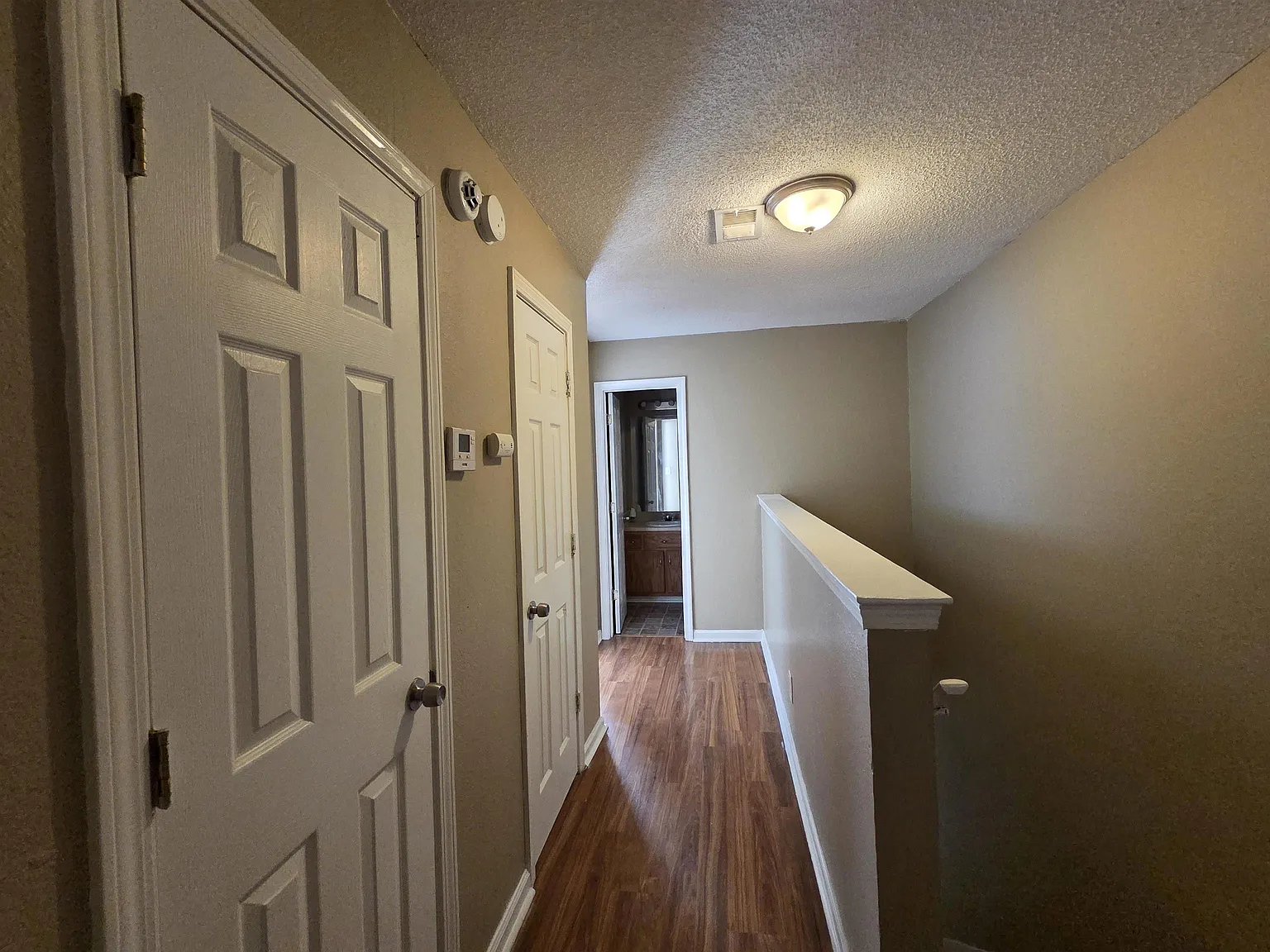 3 bed, 2.5 bath, 1405 sqft, $1,495 — Photo 2