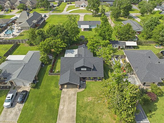 4th image of 1606 S Whispering Woods Dr