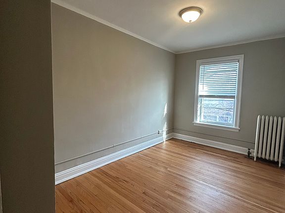 3rd image of 1104 Chicago Ave #7