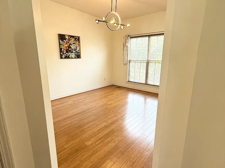 5509 Glencree Ct — Photo 10
