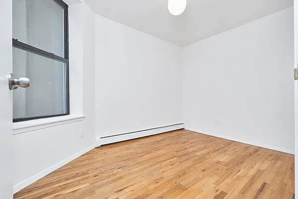 Rented by Keller Williams NYC | media 14