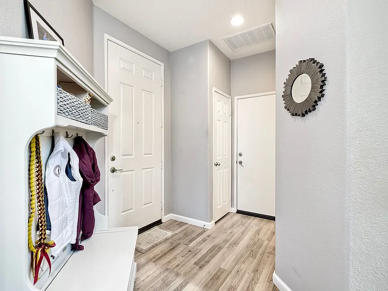 10055 Fieldthorn St — Photo 17
