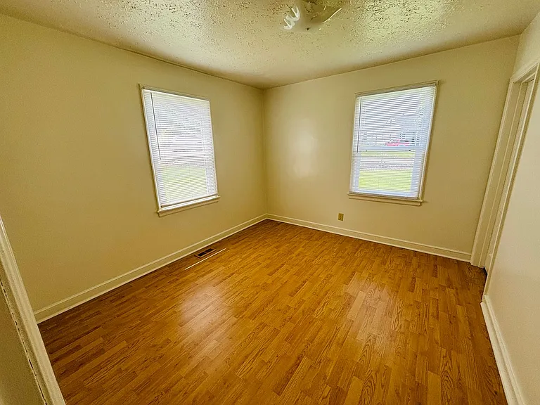 8 Lee Hy Ct — Photo 8