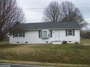 2202 Mitchell Ave, Greensboro, NC 27405