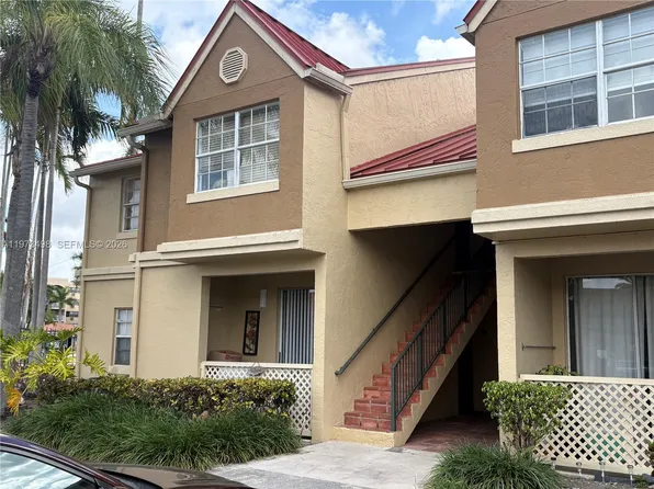 18304 NW 68th Ave APT C, Hialeah, FL 33015