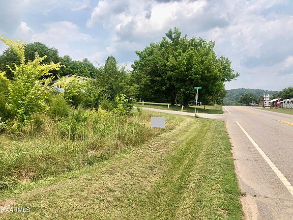 3rd image of 33 Highway S