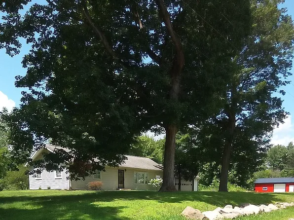 1639 Lilac Rd, Plymouth, IN 46563