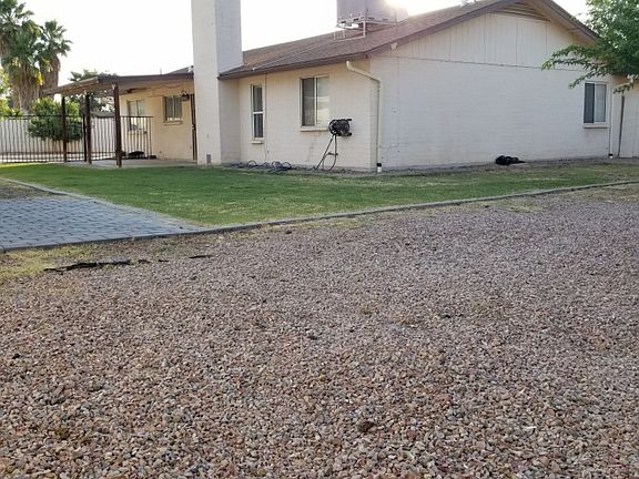 3rd image of 705 N San Jose Cir