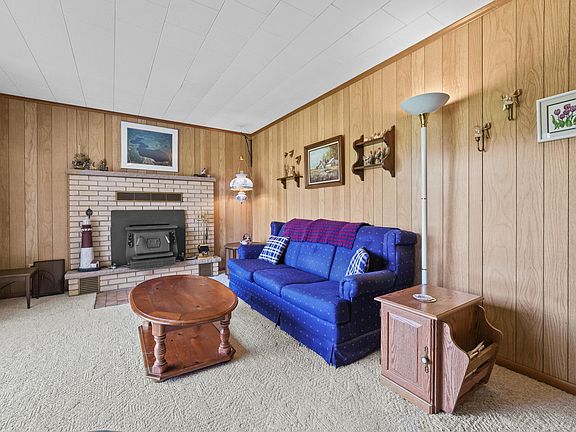 4th image of 1881 Grouse Ln