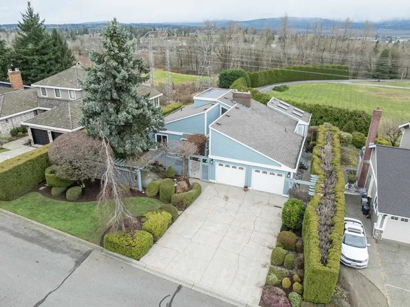 3755 Clearbrook Rd #3, Abbotsford, BC V2T 5A8