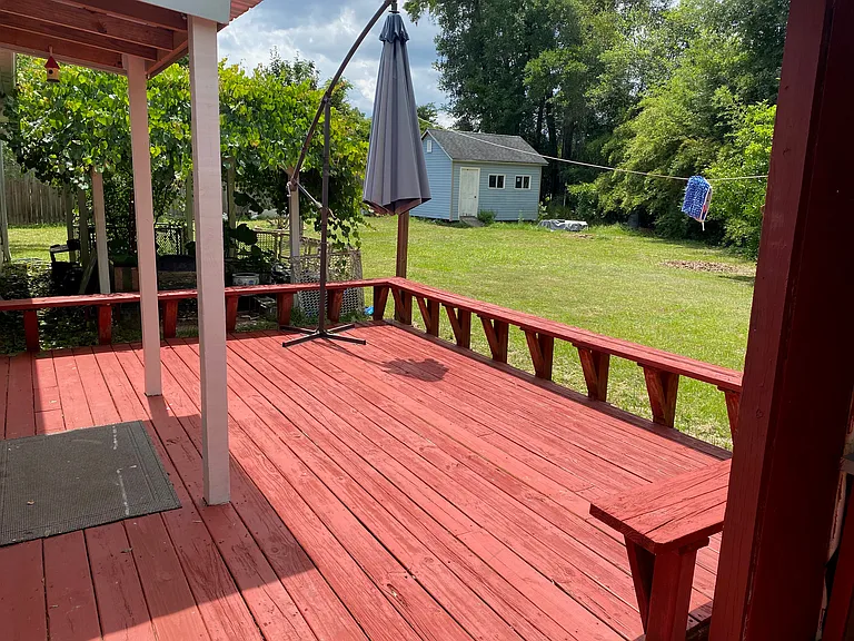 1364 Lawndale Rd — Photo 31