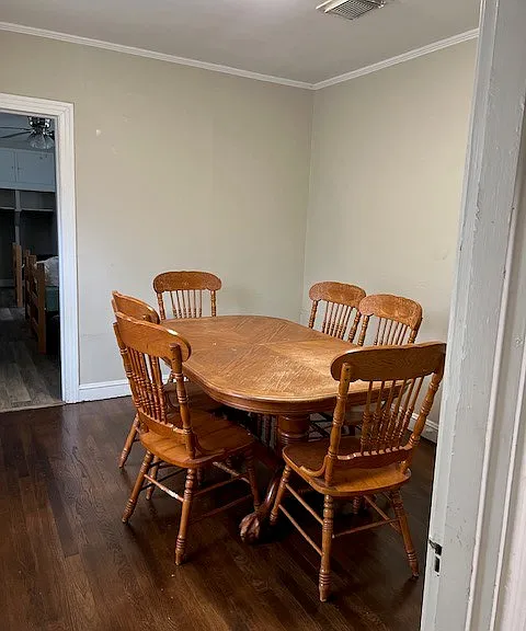 126 E Rutherford St — Photo 6